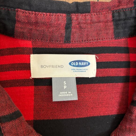 Old Navy Top Small Red Black Plaid Boyfriend Shirt Flannel Button-Front Women's - Picture 10 of 10
